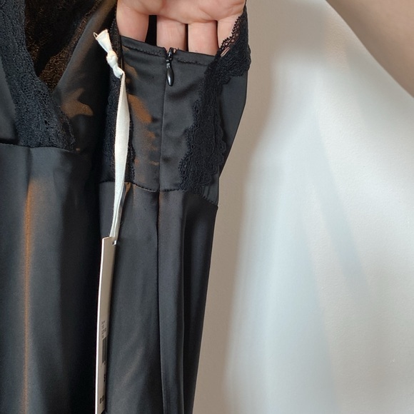 DEX , size SM , Maxi satin dress, NWT - Picture 5 of 6